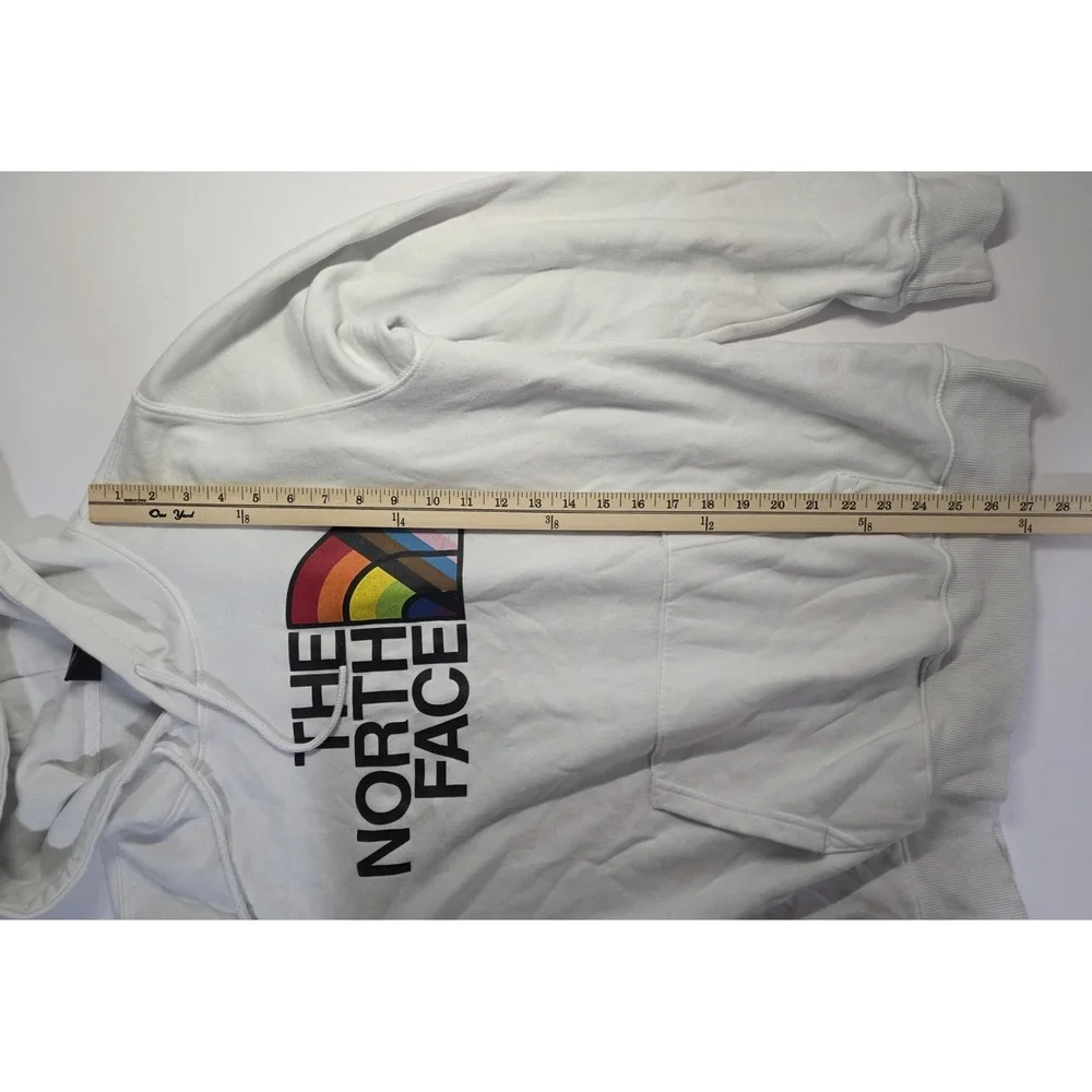 The North Face Mens Size M White Long Sleeve Pullover Hoodie‎